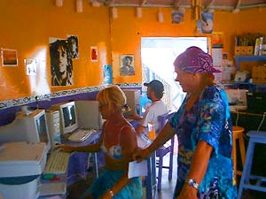 Easy Rock Internet Cafe